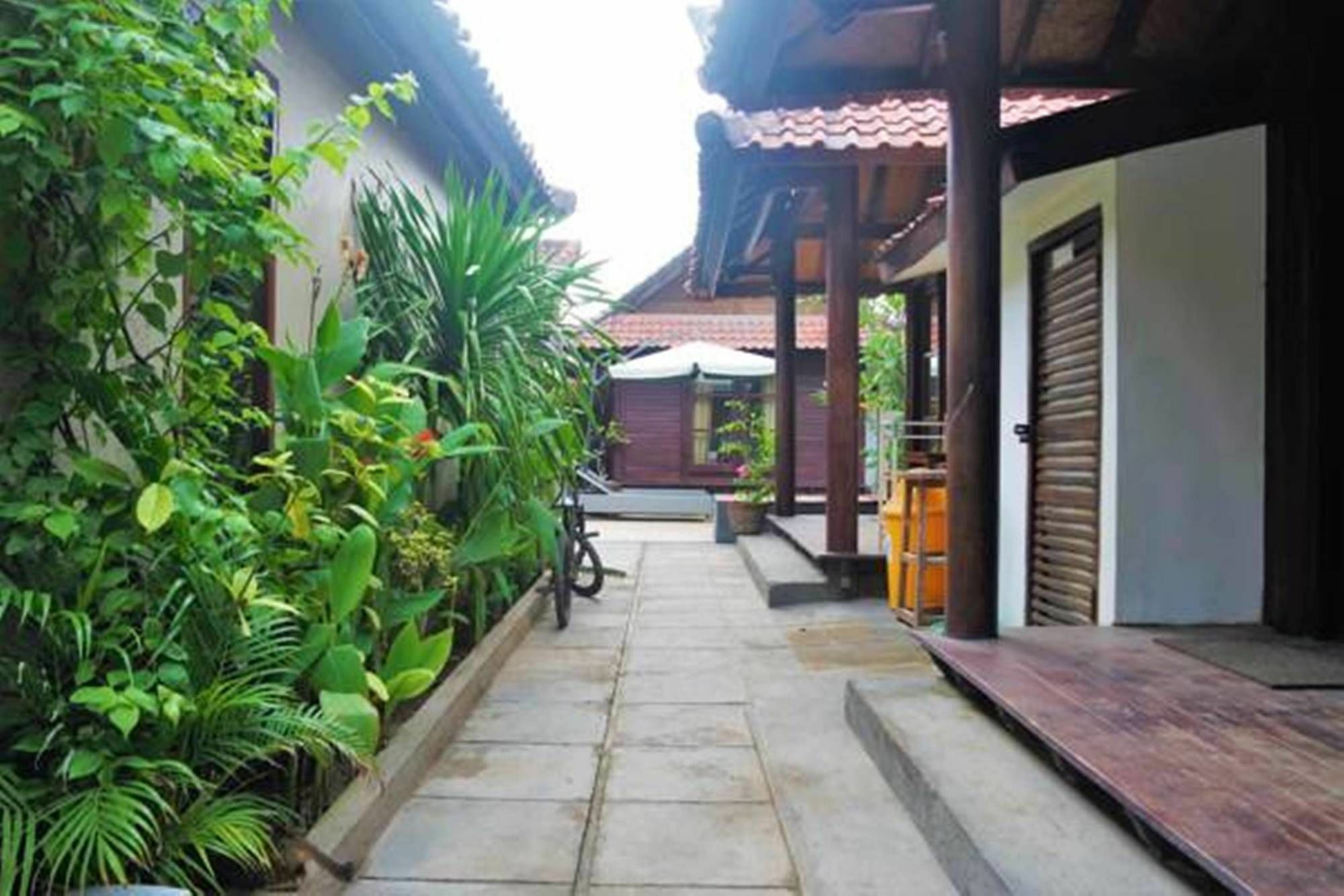 Drupadi Bungalows Gili Trawangan Buitenkant foto